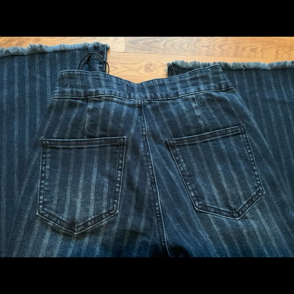 NEW NEW NEW✨ | Stripped Bellbottoms - Picture 5 of 8